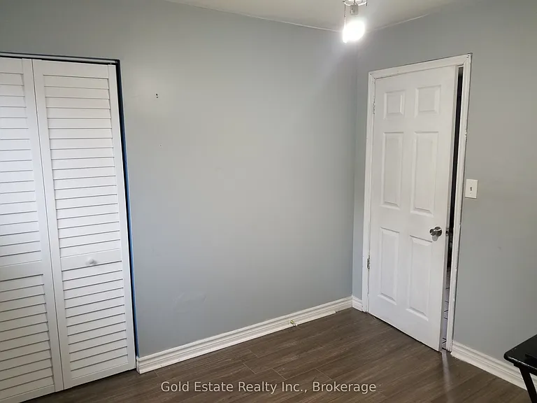 426 Langlois Ave #UPPER — Photo 7