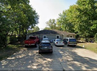 605 S 9th St, Muldrow, OK 74948