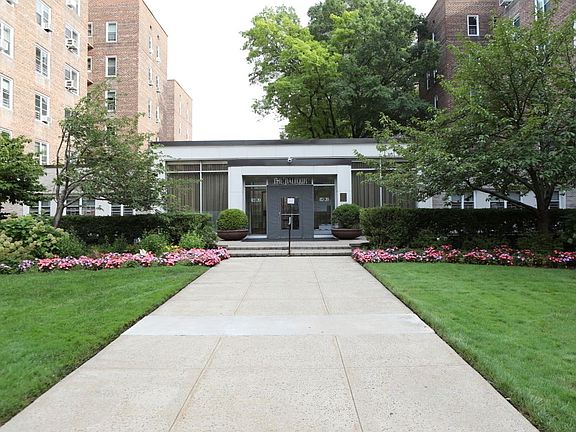 2nd image of 112-20 72nd Dr #D41