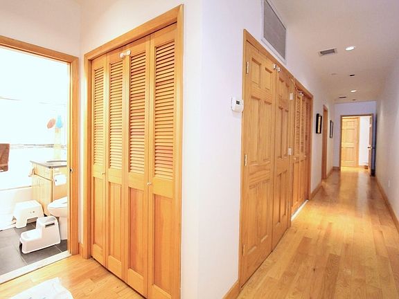 5th image of 510 Broome St APT 3E