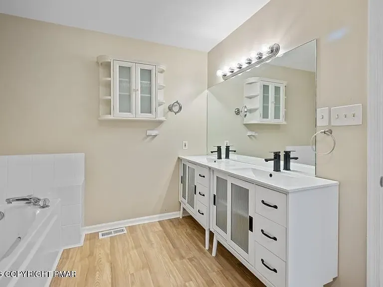 Meadowsage Ct — Photo 17
