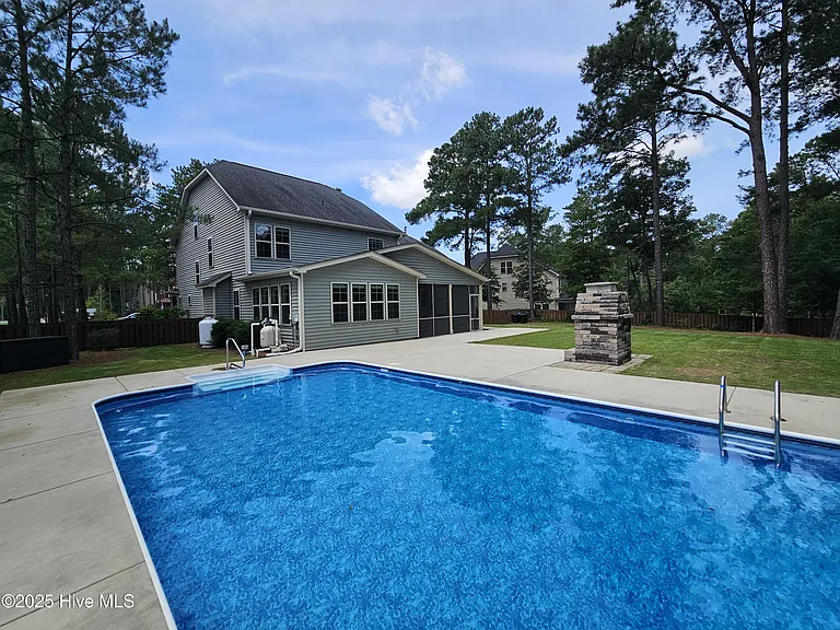 100 Mayfield Ct — Photo 22