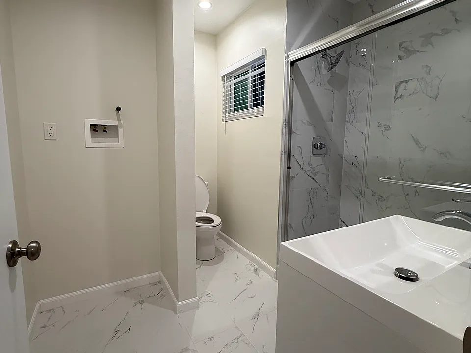 4904 Tujunga Ave #6
