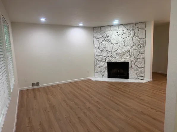 408 124th Pl SW Unit C, Everett, WA 98204