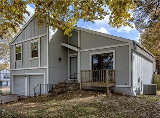 11925 W 66th Ter, Shawnee, KS 66216
