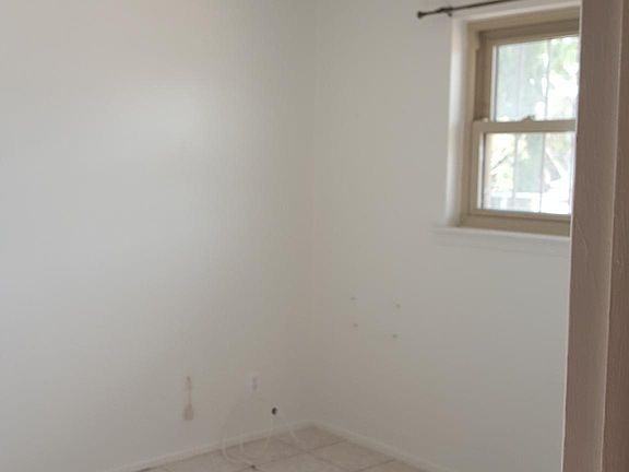 2nd image of 5812 Tarpon Dr