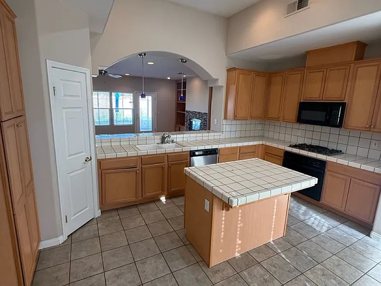 11512 Marazion Hill Ct — Photo 16