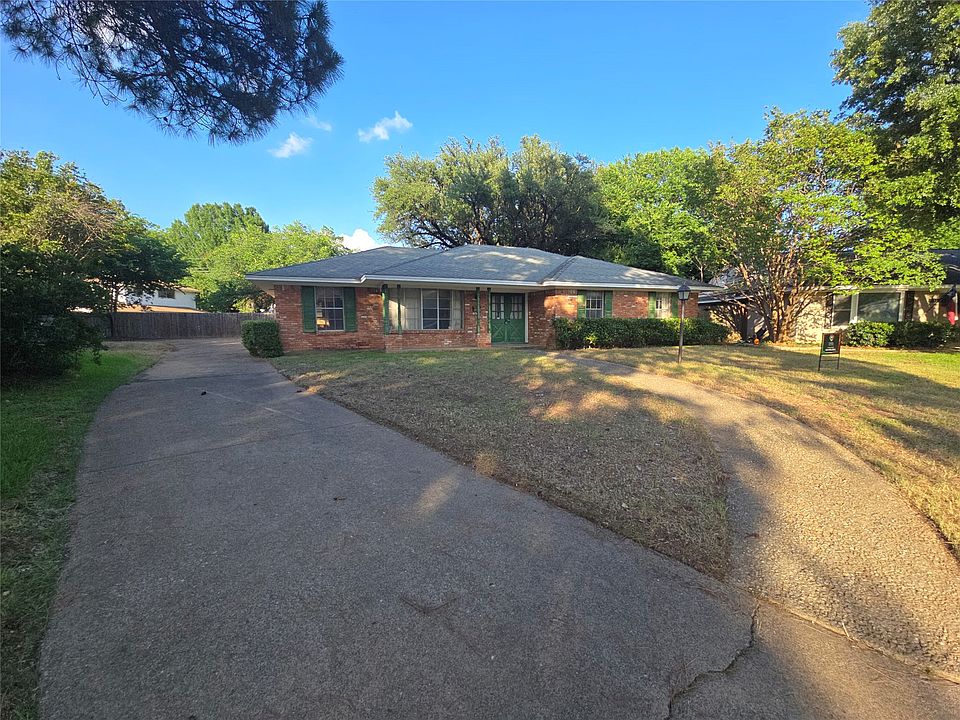 1st image of 905 Glen Vista Dr N