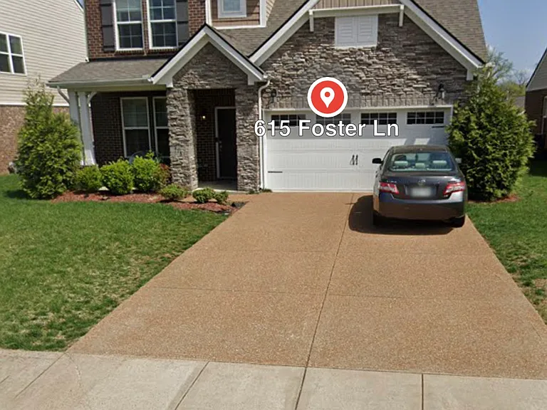 615 Foster Ln — Photo 1