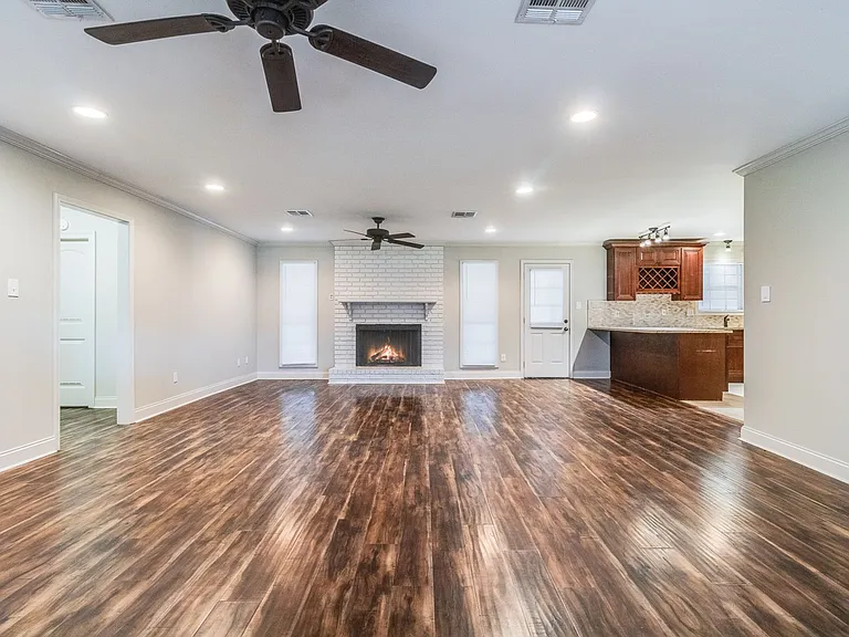 808 Tolson Rd — Photo 5