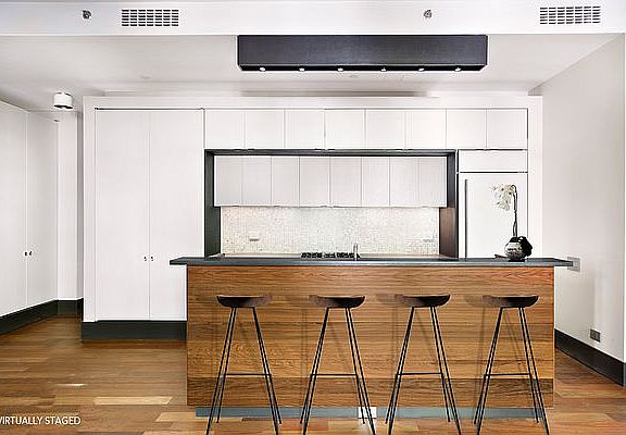3rd image of 327 W 22nd St APT 5