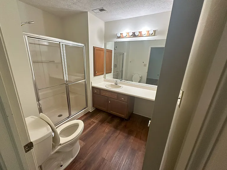 3004 Village Park North Dr — Photo 33