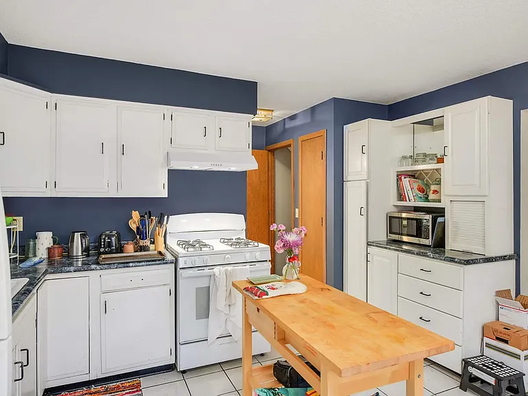 1517 Grand Ave #4 — Photo 34