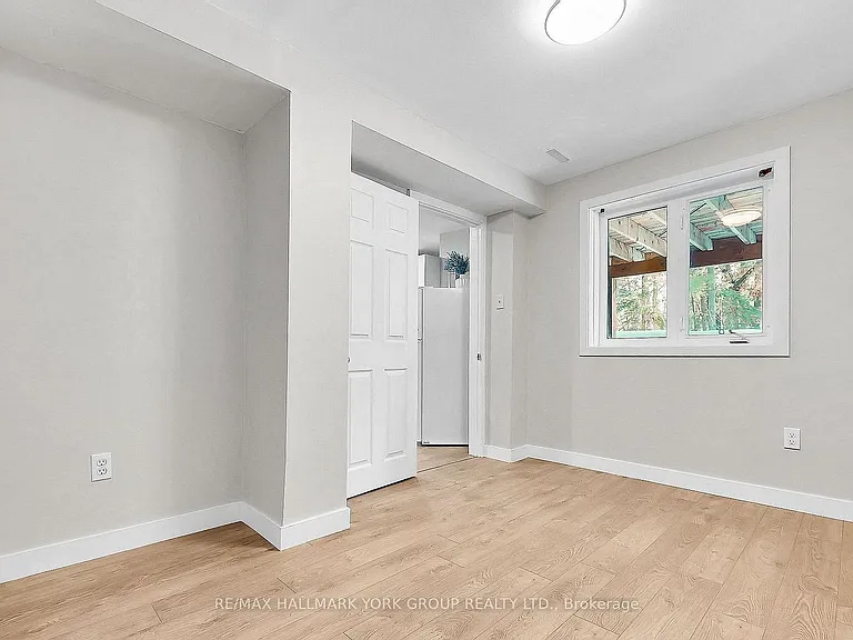 111 Worthington Ave #BASEMENT — Photo 11