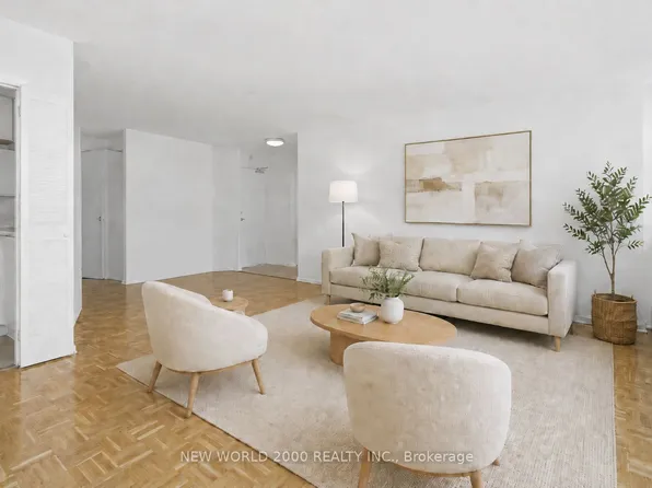 33 Erskine Ave #308, Toronto, ON M4P 1Y6