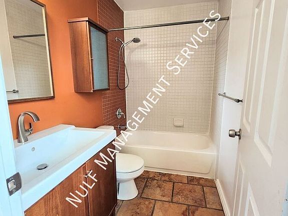 4th image of 3801 Penn Ave #2