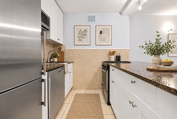 Kitchen, photo 1
