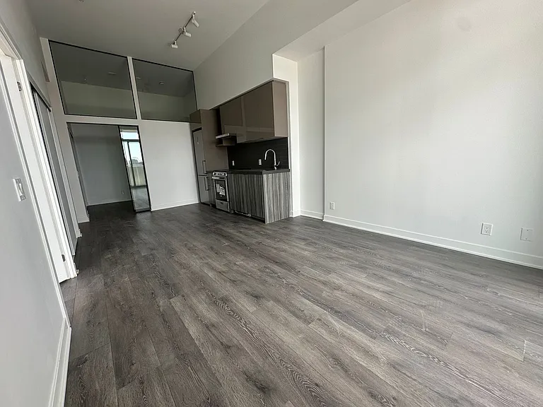 10 Flavelle Trl #406 — Photo 3