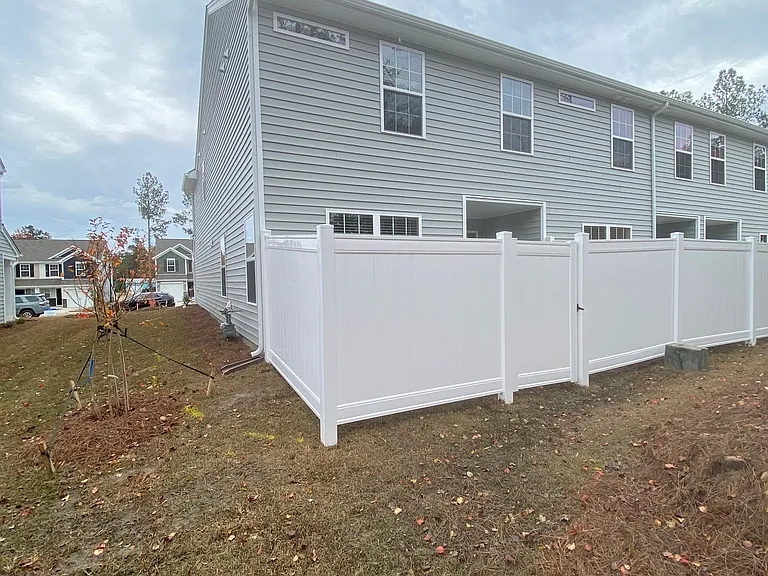 139 Triumph Ave #C — Photo 17