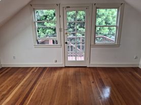 1050 Elbert St, Oakland, CA
