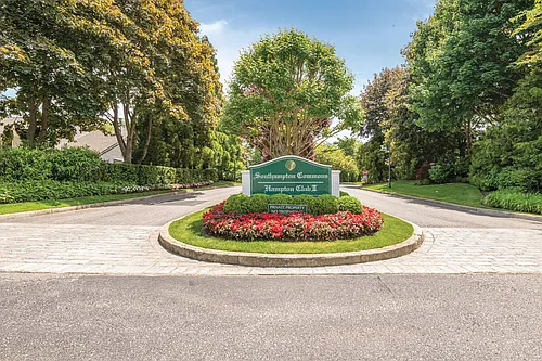 50 Hubbard Ln Photo 1
