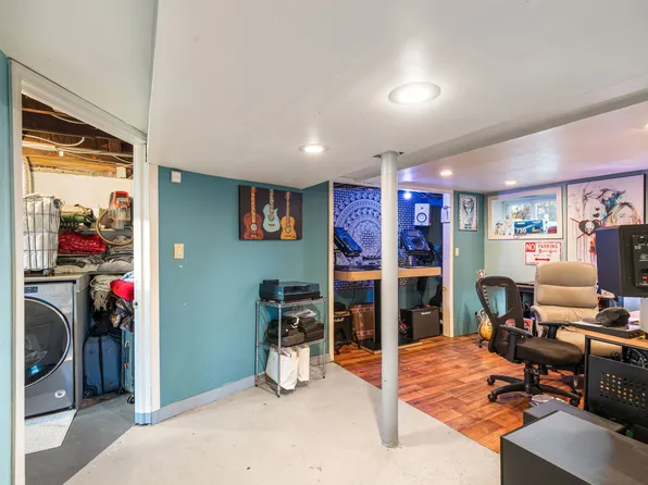 6 Mosely Avenue image 36 of 54