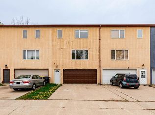 305 6th St NW, West Fargo, ND 58078
