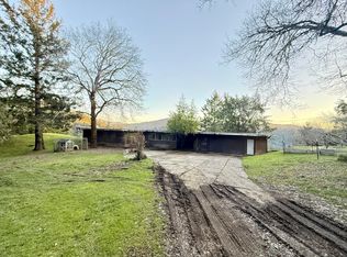 974 Old Briceland Rd, Garberville, CA 95542
