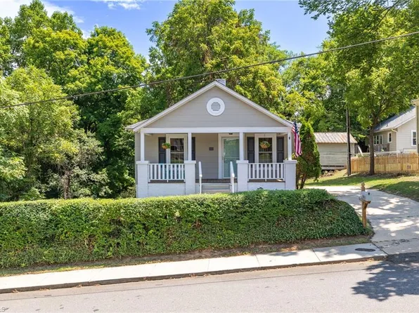 415 S Branch St, Reidsville, NC 27320