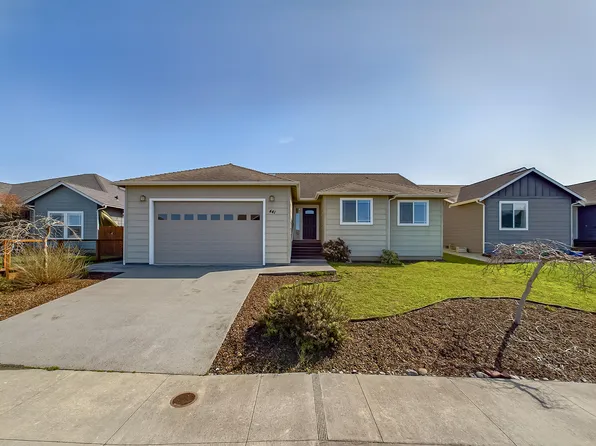 441 Kendall Ct, Fortuna, CA 95540