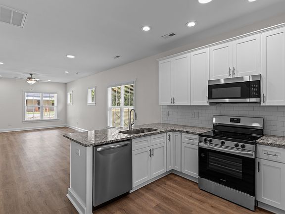 2nd image of 214 Greenville Ave