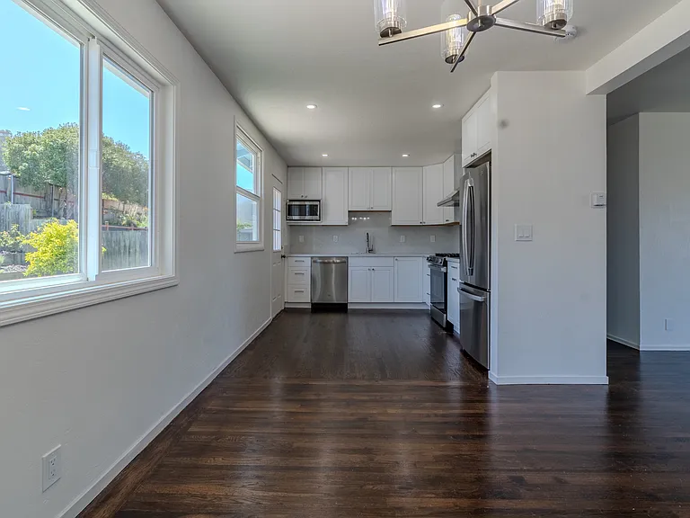 12 Cadiz Ct — Photo 6
