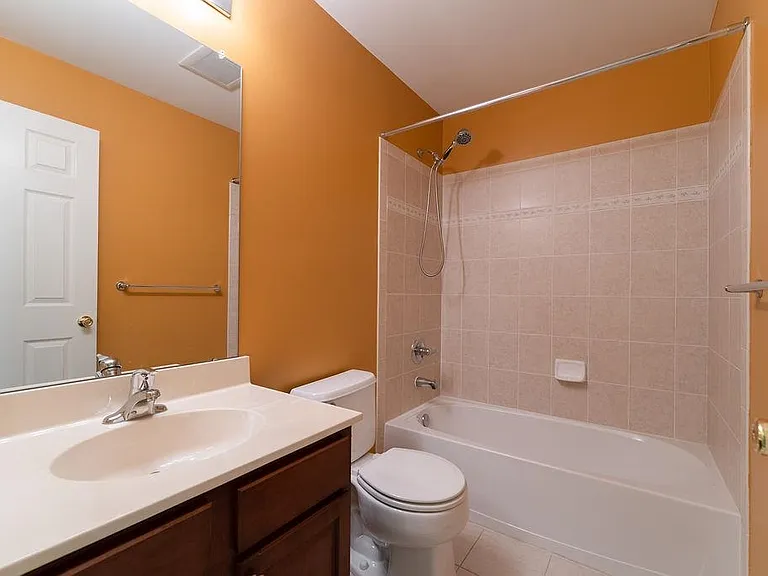 6 Carpenter Ct — Photo 9