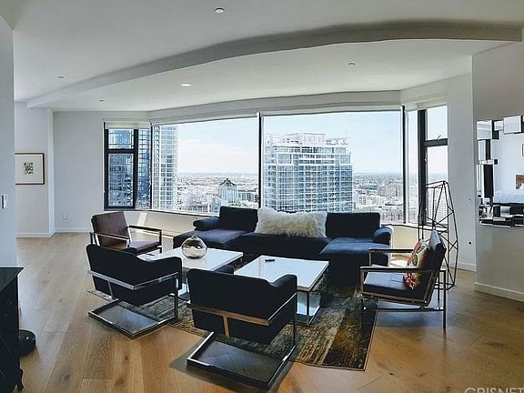 5th image of 801 S Grand Ave APT 2211