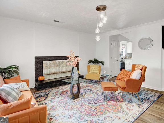 4th image of 3685 Tackett Rd