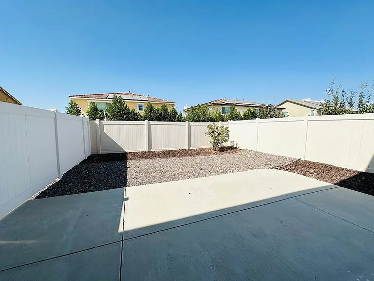 26338 Valencia Way — Photo 18