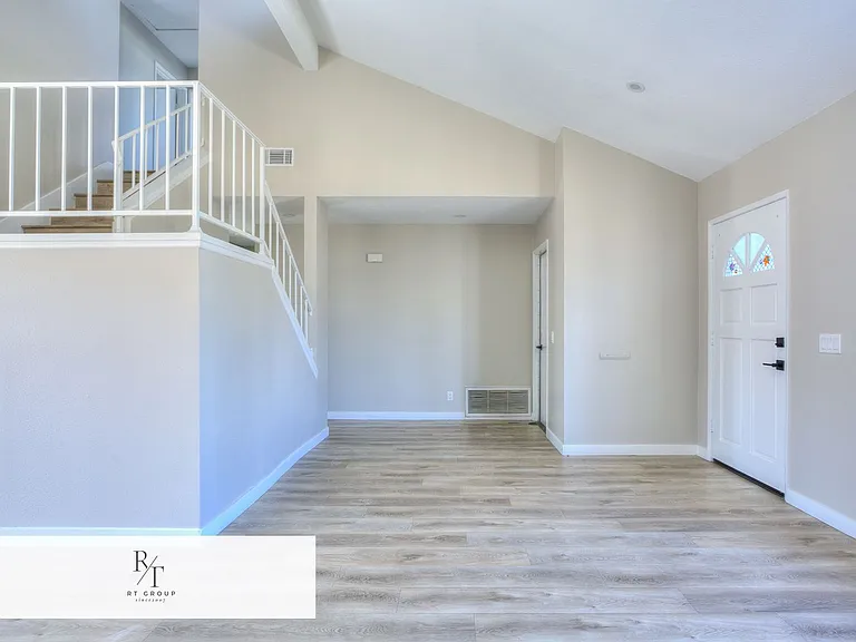 15326 Swarens Ct — Photo 4