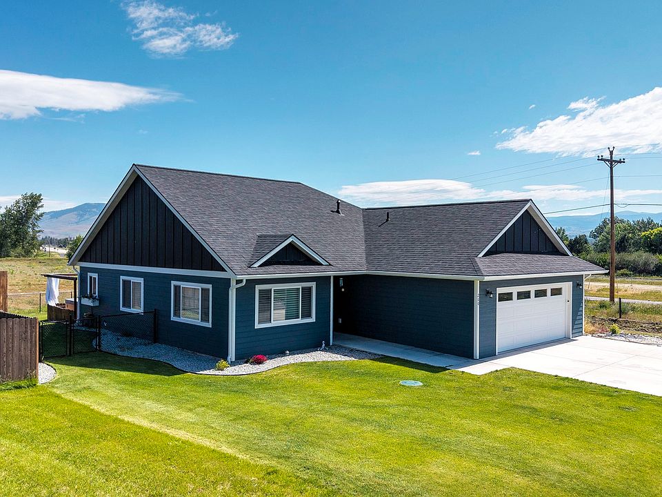 1st image of 200 Palomino Dr