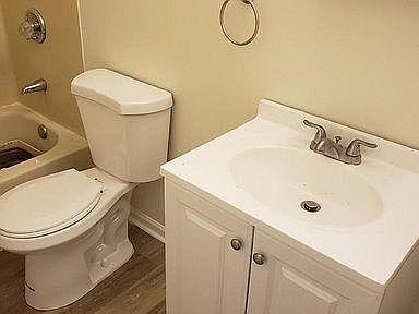 2nd image of 36141 Hathaway St #C