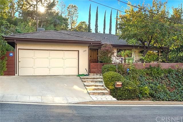 1st image of 3549 Stonewood Dr