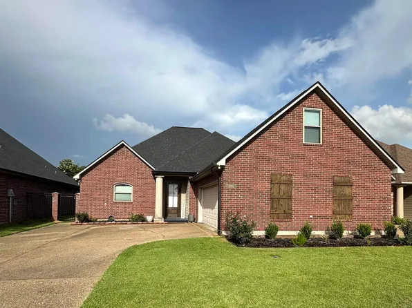 1016 Jacques Dr, Sulphur, LA 70663