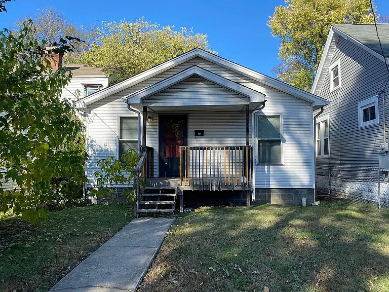 Garland Ave — Photo 1
