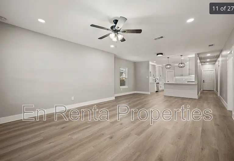 3329 Hemphill St — Photo 15