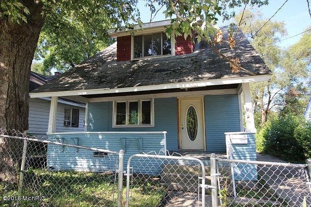 1st image of 1861 Palace Ave SW