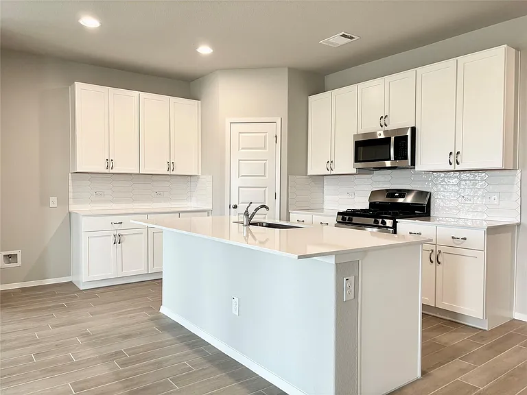 11624 Comano Dr — Photo 5