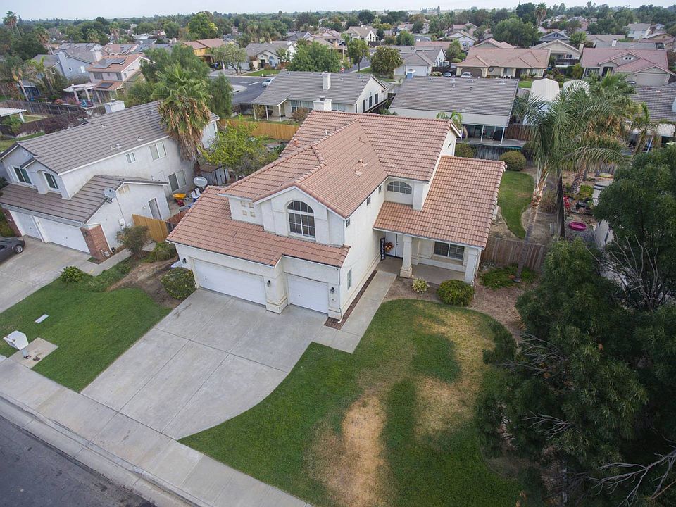 1st image of 882 E Willow Cir