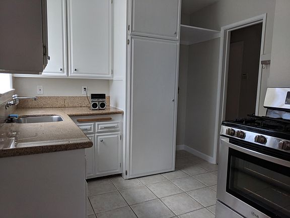 3rd image of 1485 W Santa Cruz St