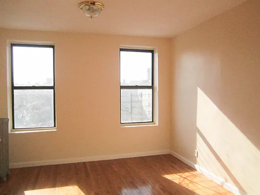 Rented by Bohemia Realty Group | media 12