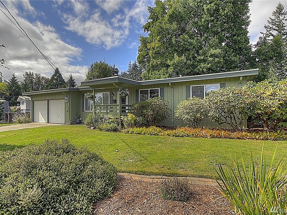 1st image of 1005 Lake Terrace Dr SW