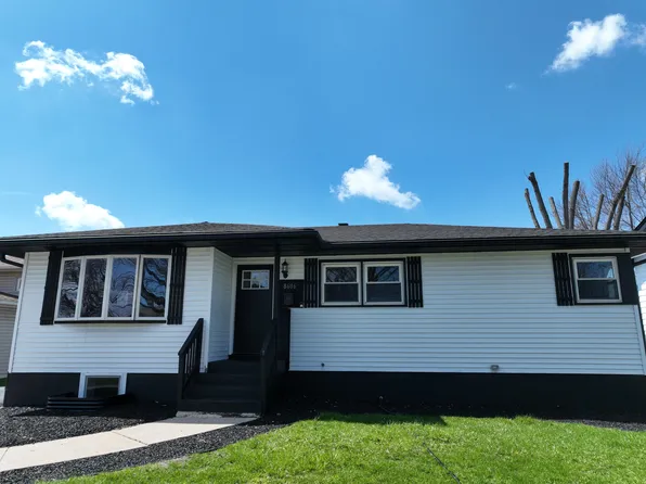 8606 Jefferson Ave, Munster, IN 46321